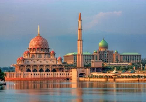 The Impact of Mosques on Malaysia’s Islamic Architecture: A Deep Dive