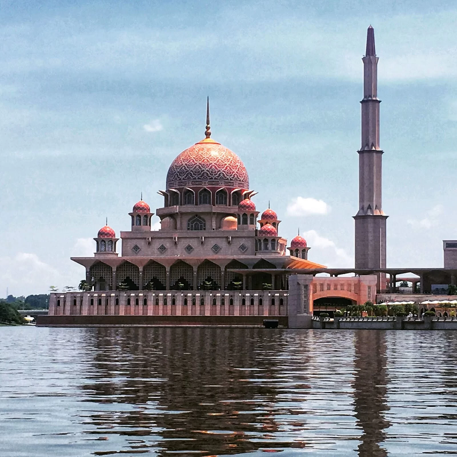 Mosque-Based Interfaith Dialogue Events in Malaysia: Fostering Peace and Understanding