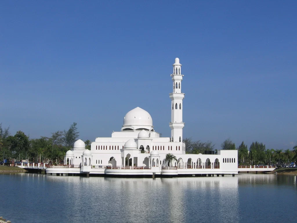 Top Mosque Visits in Malaysia for Spiritual Seekers