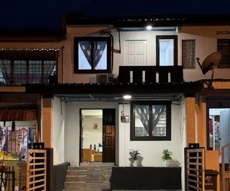 D QILA HOMESTAY