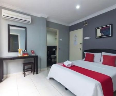 OYO 192 Puteri Ampang Hotel