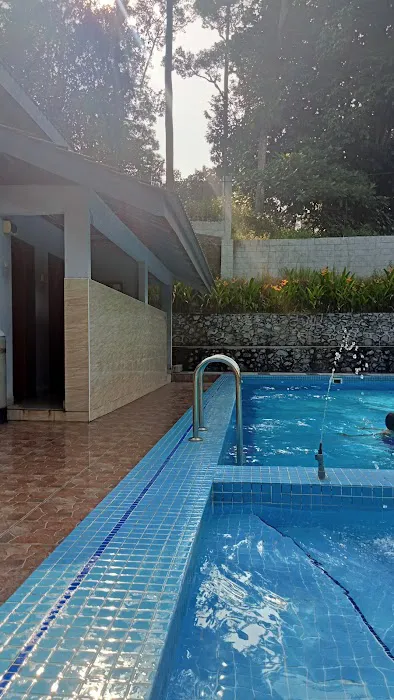 C’Sjarni Resort Picture 1