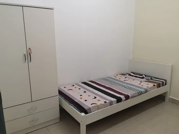 The Roomie Hostel Picture 5