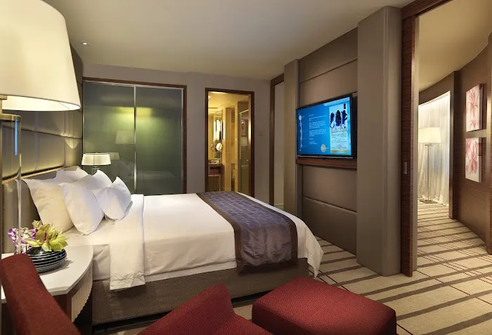 One World Hotel Picture 2
