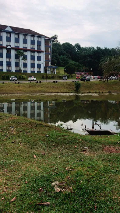 Kolej Dua Belas UPM Picture 1