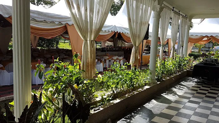 D’merbau Homestay & Laman Kahwin Sg Buloh (wholly owned by Dmerbau Services) cw pool BBQ Gazebo. Picture 8