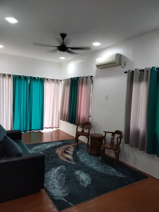 D'IMPIAN HOMESTAY Picture 3