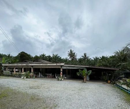 Homestay Al Mabror