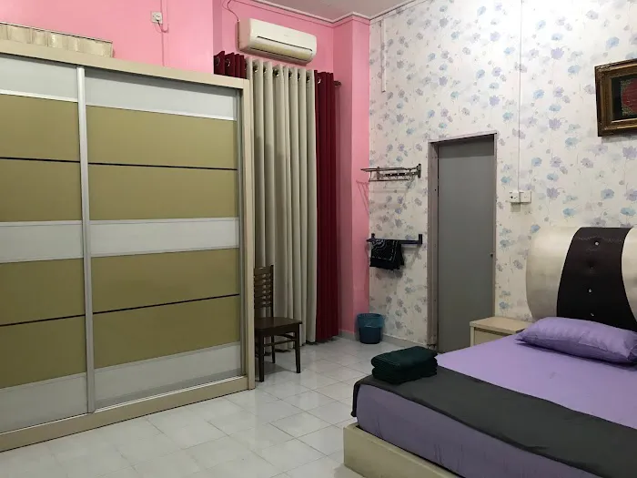 Sahmura Homestay / Roomstay 1 at Gong Badak Picture 1