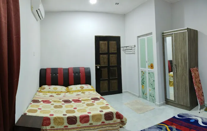 ZUBAIDAH ROOMSTAY Picture 1