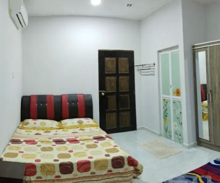 ZUBAIDAH ROOMSTAY