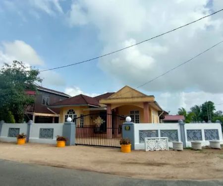 NINI Homestay