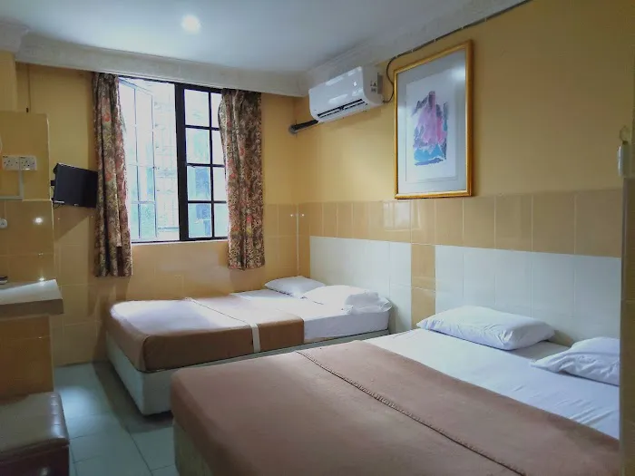 98 Inn Hotel (BilikXpert) Picture 2