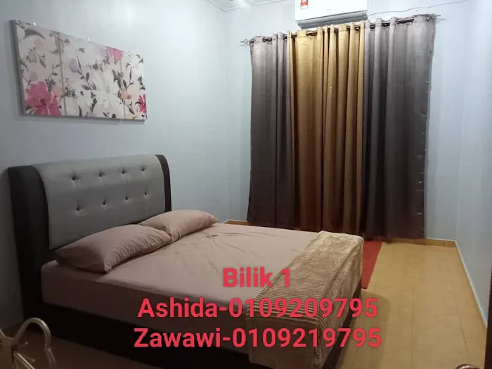 AZmiera Homestay Picture 3