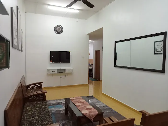 AZmiera Homestay Picture 1