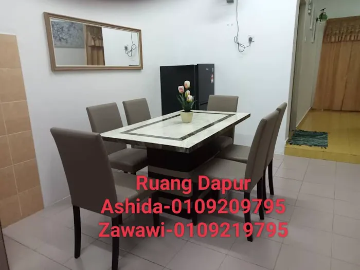 AZmiera Homestay Picture 7
