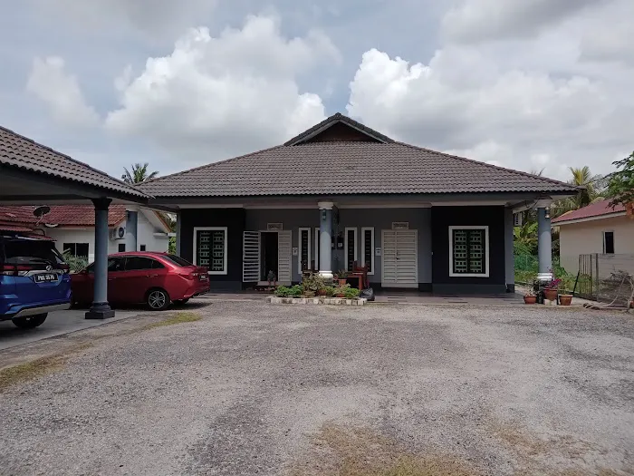 uncle B's homestay Picture 2
