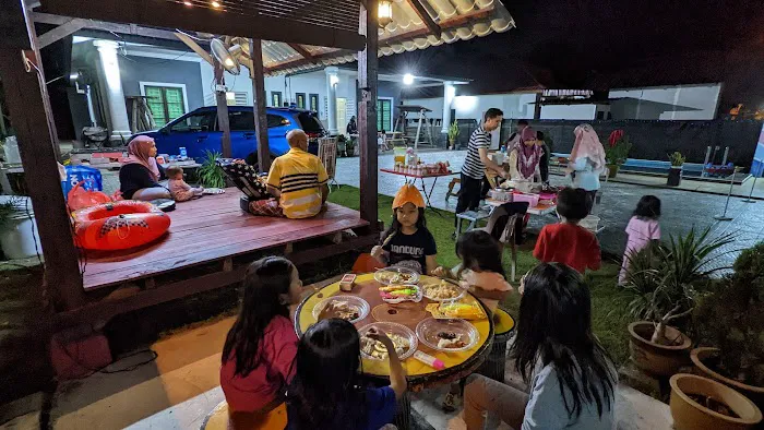 Ita Kamil Homestay Picture 2