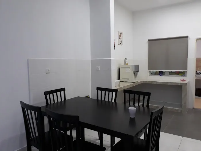 D'PUTRA SH HOMESTAY Picture 3