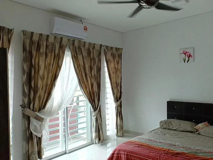 D'PUTRA SH HOMESTAY Picture 2
