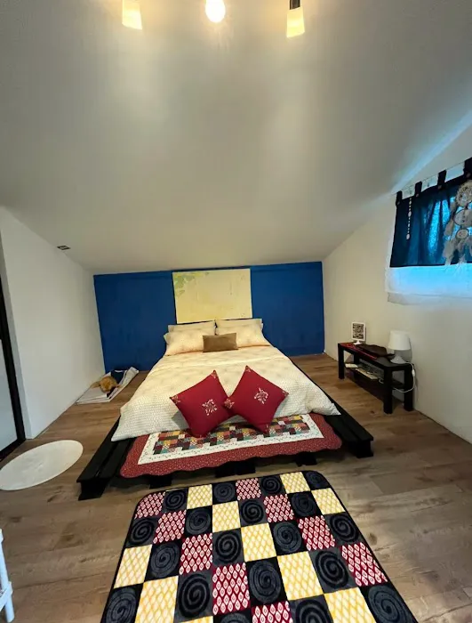 Qayra Inn Picture 3