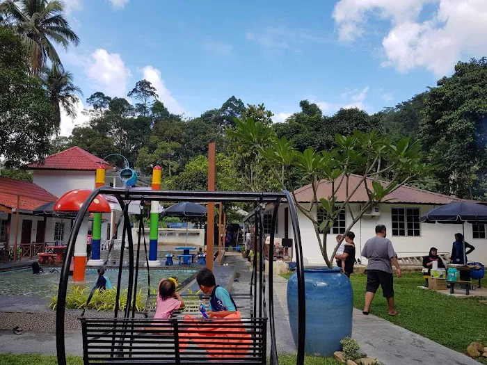 Alang Manja Resort Picture 4