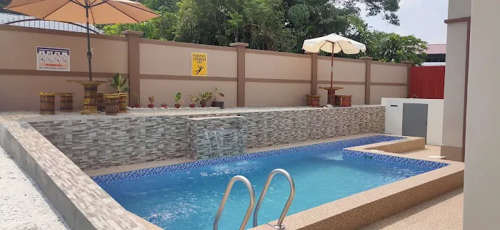 SENDAYAN GEM STAYCATION Picture 3