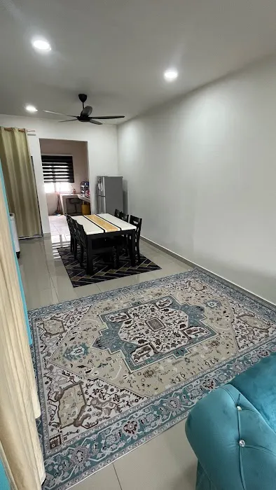 Homestay Anggun Picture 6