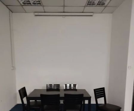 Roomstay kakna