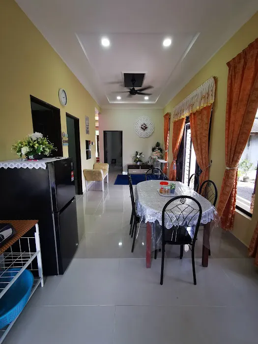 Homestay Warisan Kak Yah Guntong Picture 2