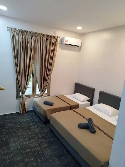 Nafeeza Roomstay Picture 7