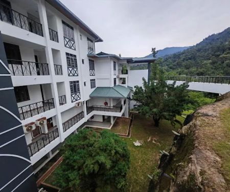 Meranti Park Suites