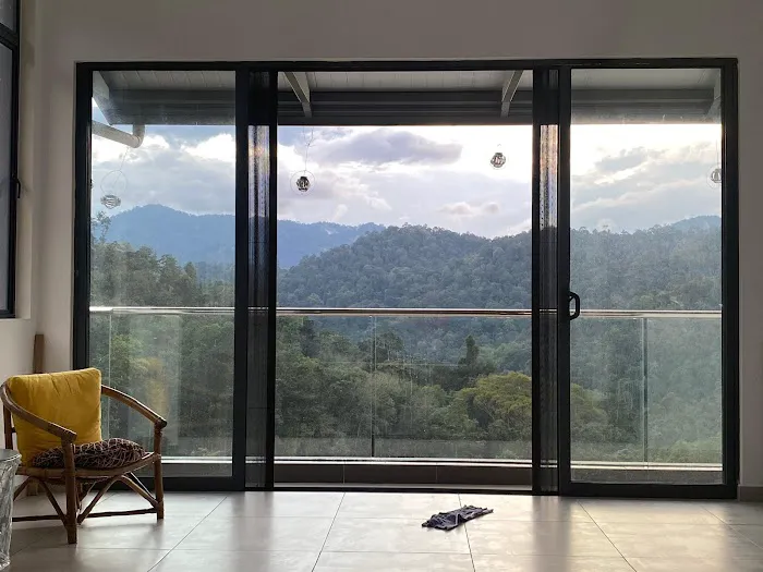 Perfect Hill View Picture 9