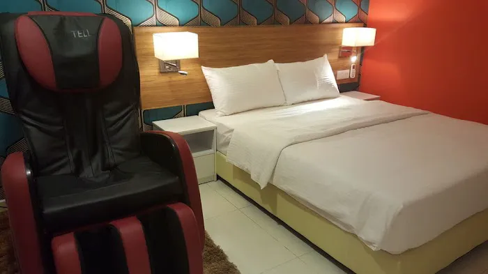 Sovotel Boutique Hotel @ Uptown 28 Picture 7