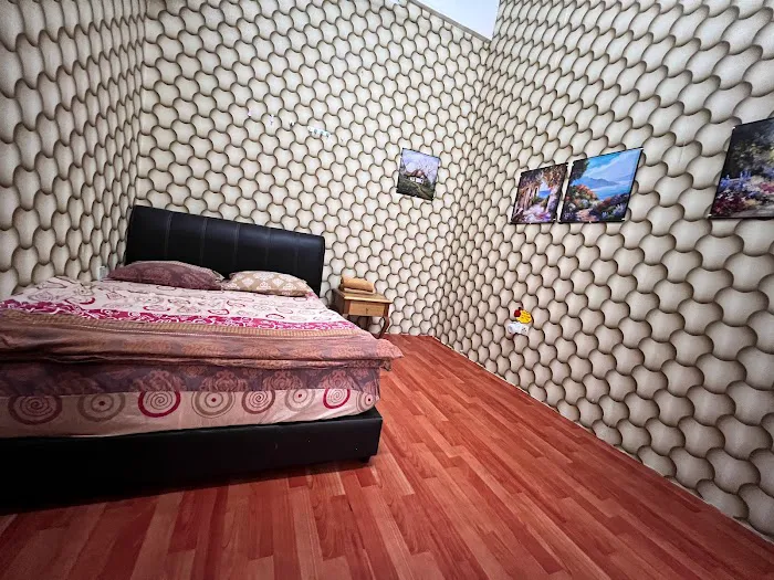 Paraduta Homestay Picture 2