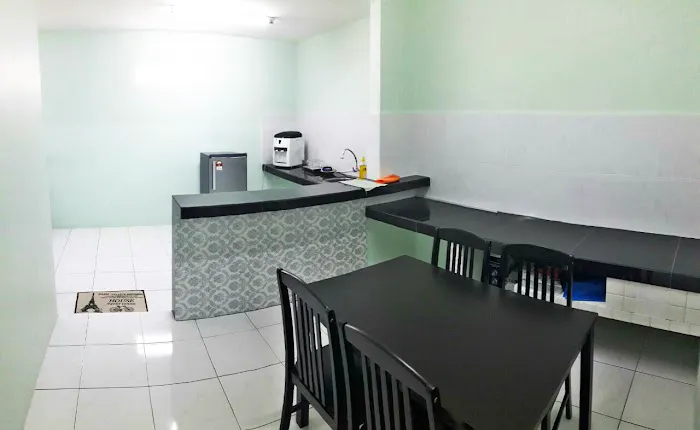 Ipohmas Holiday Home Picture 3