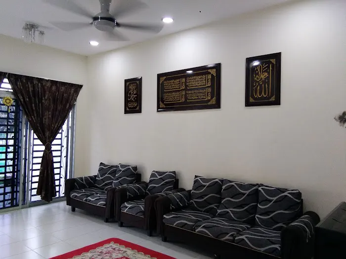 YANA HOMESTAY BANTING Picture 6
