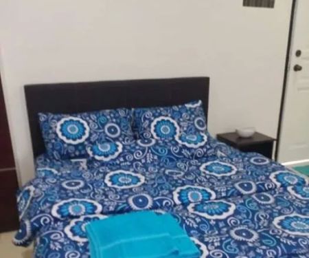 Captain(R) Nazeri Homestay