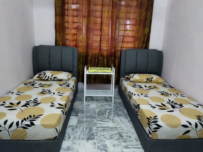 Rosedeen Guesthouse with private pool Picture 4
