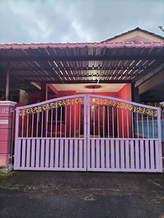 HOMESTAY JELEBU MAJU Picture 3