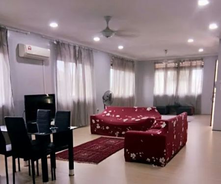 Puan Nurul Charm's Living Homestay