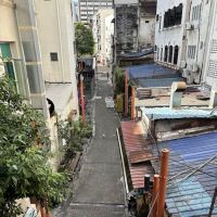 Leo Backpackers @ Central Market ico