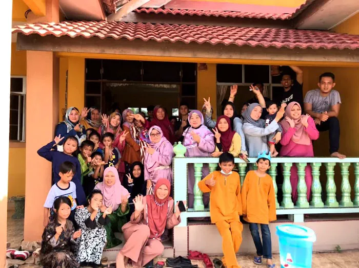 AbeHasnieHomeStay Picture 2