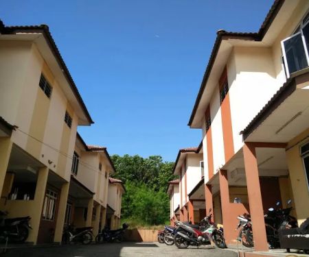 De' Perantau House