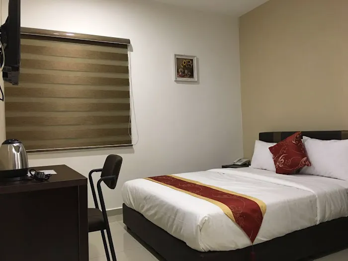 Global Inn Hotel Picture 2