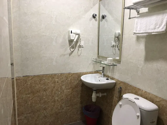 Global Inn Hotel Picture 3