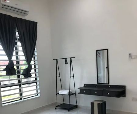 Nur Maju Homestay