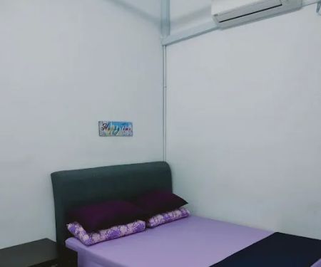 D'KUALA HOMESTAY (MUSLIM FRIENDLY)