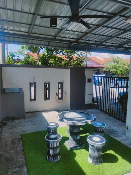 D'KUALA HOMESTAY (MUSLIM FRIENDLY) Picture 4