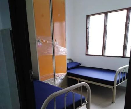 Bilik Sewa Lelaki Cik Epah
